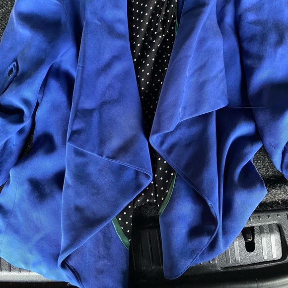 Asymmetrical jacket - Picture 2 of 2